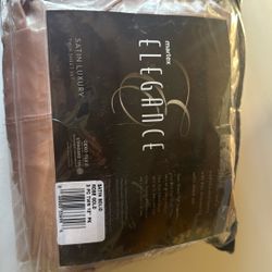 Satin Luxury’s Twin Sheet Set