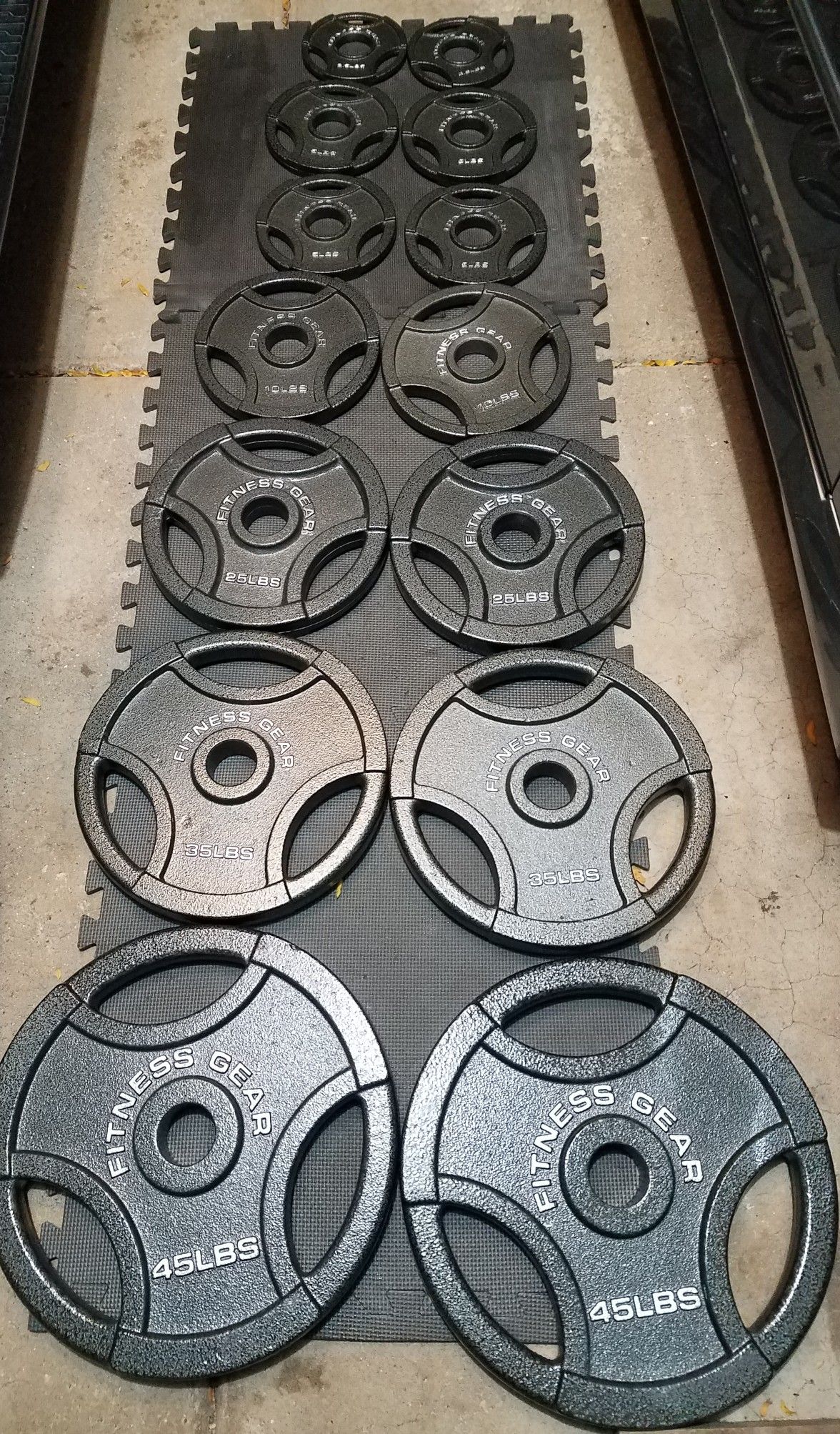Olympic Weight Plates Full Set 255 Pounds New