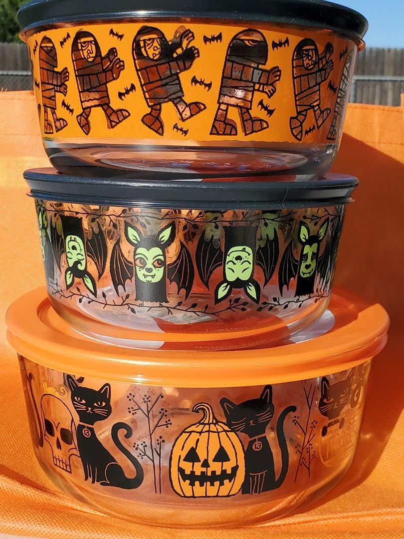 *New*2019 Halloween Pyrex Containers