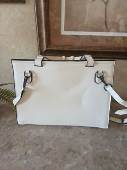 Hand bag