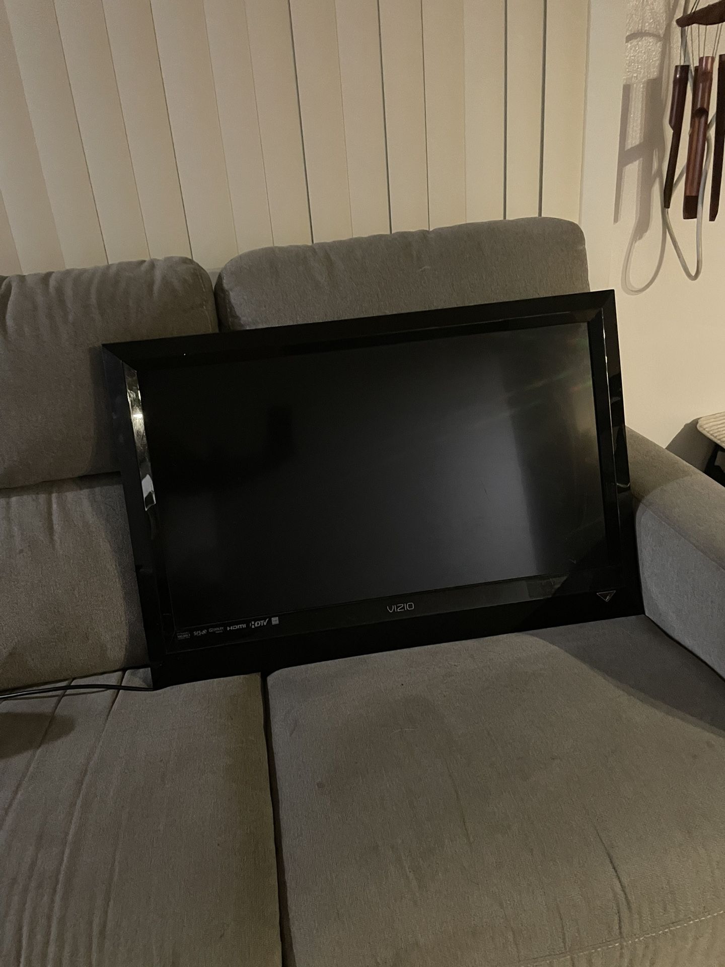 30 Or 32’ Inch Tv No Remote $25