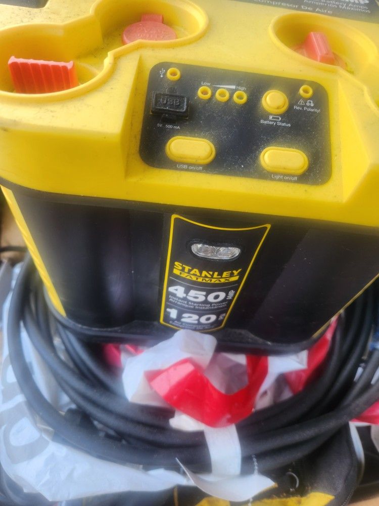 STANLEY FATMAX 900 AMP BATTERY JUMPER BUILD IN COMPRESSOR AND USB