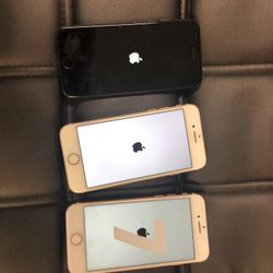 iPhone 7 factory unlocked to any carrier 32 GB great condition