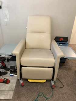 Elevated Recliner Chair