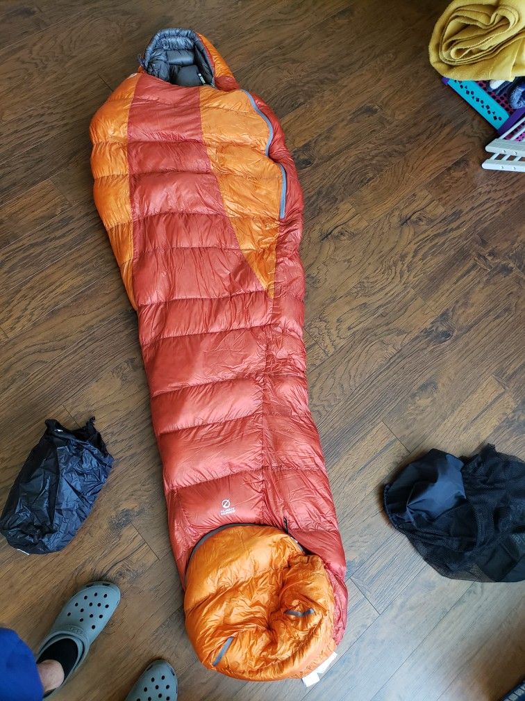 The North Face Hightail 15F Down Sleeping Bag for Sale in Bothell