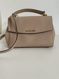 Micheal Kors Purse