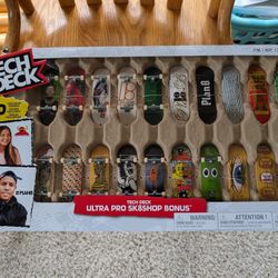 Tech Deck 20p Skateboard Set