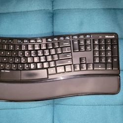Microsoft Sculpt Comfort Keyboard And Mouse