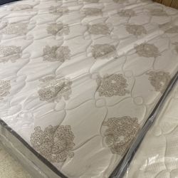 ⚜️ NEW DOUBLE SIDED QUEEN DELUXE MATTRESS W.BOXSPRING INCLUDED ⚜️