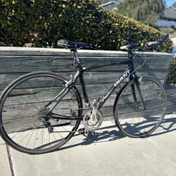 Giant FRC Alliance Road Bike