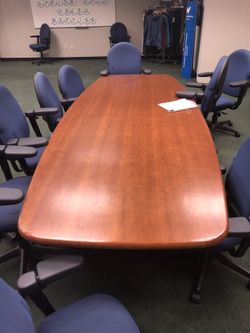 10’ conference table