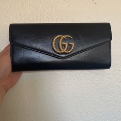 Broadway Leather Clutch With Double G