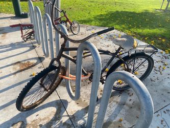 Beach cruiser ready to ride can deliver