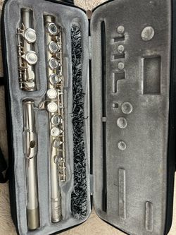 Flute for student Baldwin Gibson Works Great