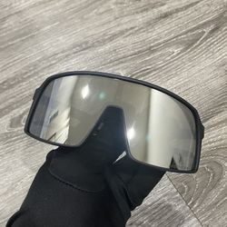 Oakley Sunglasses 