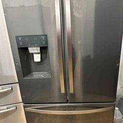 Kenmore stainless steel French doors refrigerator fully functional