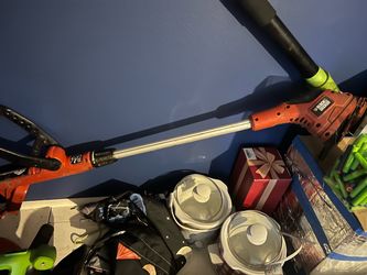 Black & Decker Electric String Trimmer