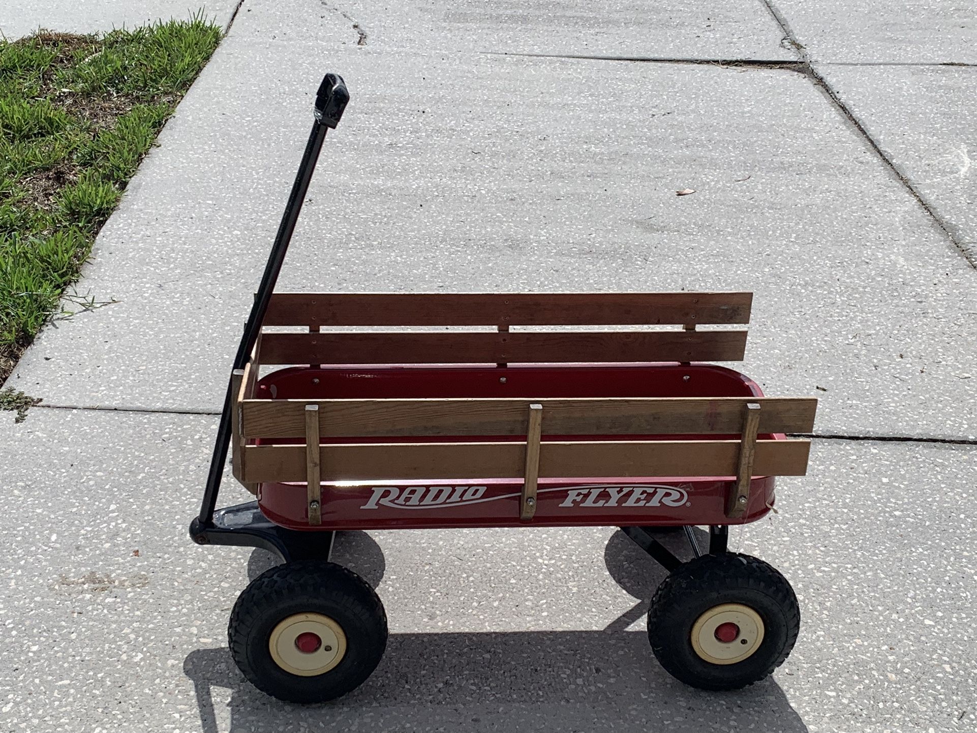 Radio Flyer Wagon, ATW with Pneumatic Tires (air Filled)