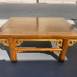 Beautiful Antique Chinese Coffee/Console Table w/Rattan & Bamboo Top Inlay