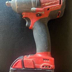 Milwaukee M18 1/2 Drive Fuel Brushless Impact & Battery 