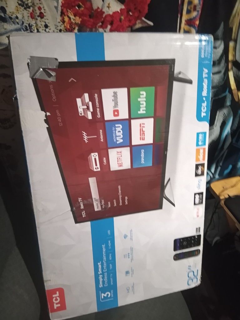 Roku Tv 32 In. Used