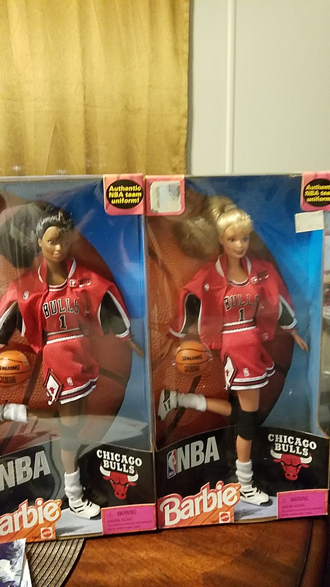 NBA Barbie doll Chicago Bulls / Find In Box 6
