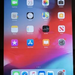 Apple iPad Air 1st Gen A1474 32GB, Wi-Fi, 9.7in. - Space Gray