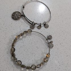 Alex And Ani Bangle Set