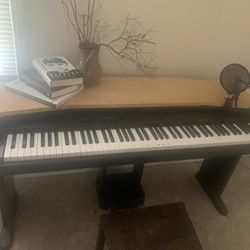 Yamaha Clavinova Cvp-35 Weighted Keys Piano 