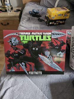 Neca Ninja Turtles Footbots