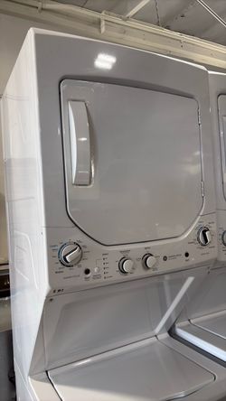 GE Stacked Washer Dryer Combo Unit electric