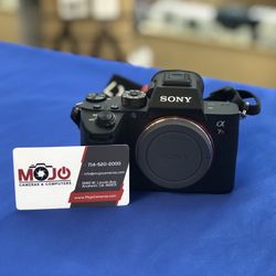 Sony A7 R III 