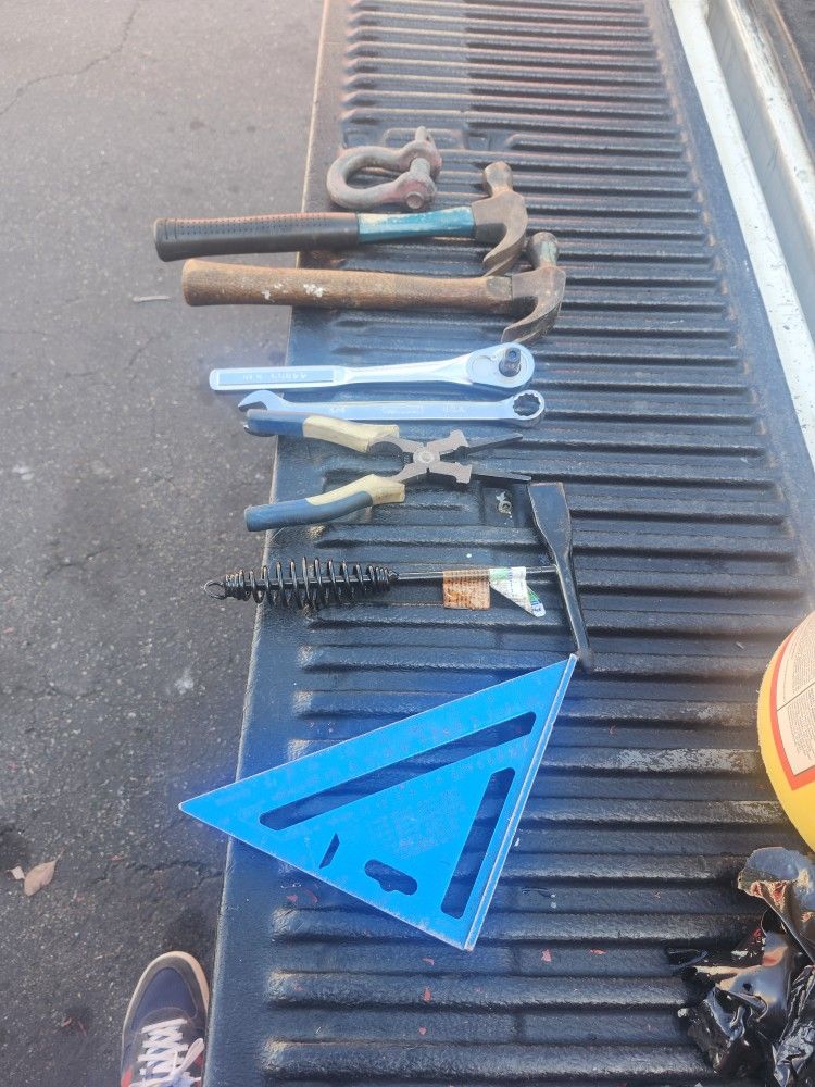 Tools & Welders Pliers