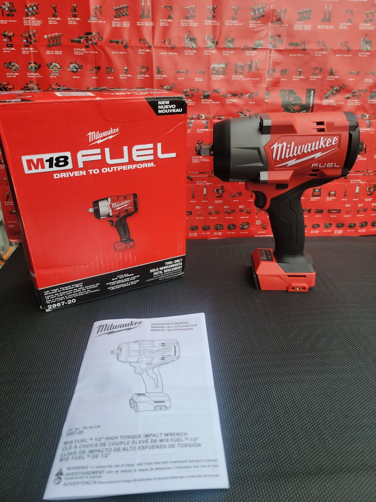 MILWAUKEE M18 FUEL 18V LITHIUM-ION BRUSHLESS CORDLESS 1/2-IN. IMPACT WRENCH W/ FRICTION RING 1600-LBS OF TORQUE ( TOOL ONLY )