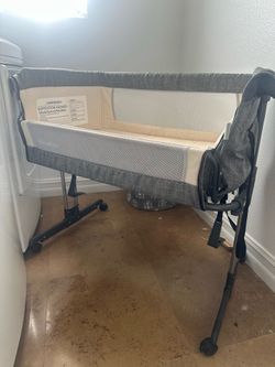 Mika Micky Bedside Bassinet