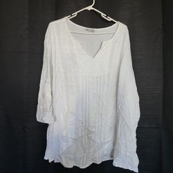 Catherine's white blouse 2x