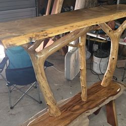 Live Edge Entry Table