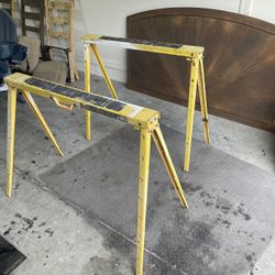 Horse Stands