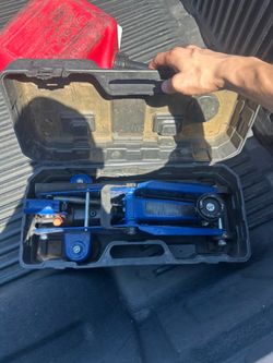 Duralast  2ton floor jack
