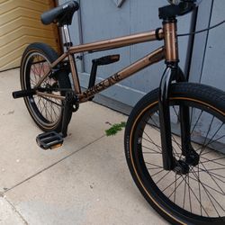 BMX.      FIT Co.          20"tires 