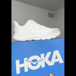 Hoka Clifton all white authentic size 7.5 women 