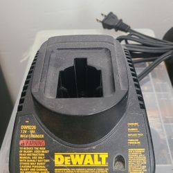 Dewalt DW9226 Battery Charger