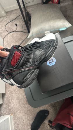 D Rose  adizero 1.5