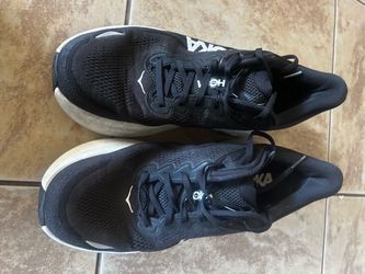 HOKA  12 2E. Size. For men