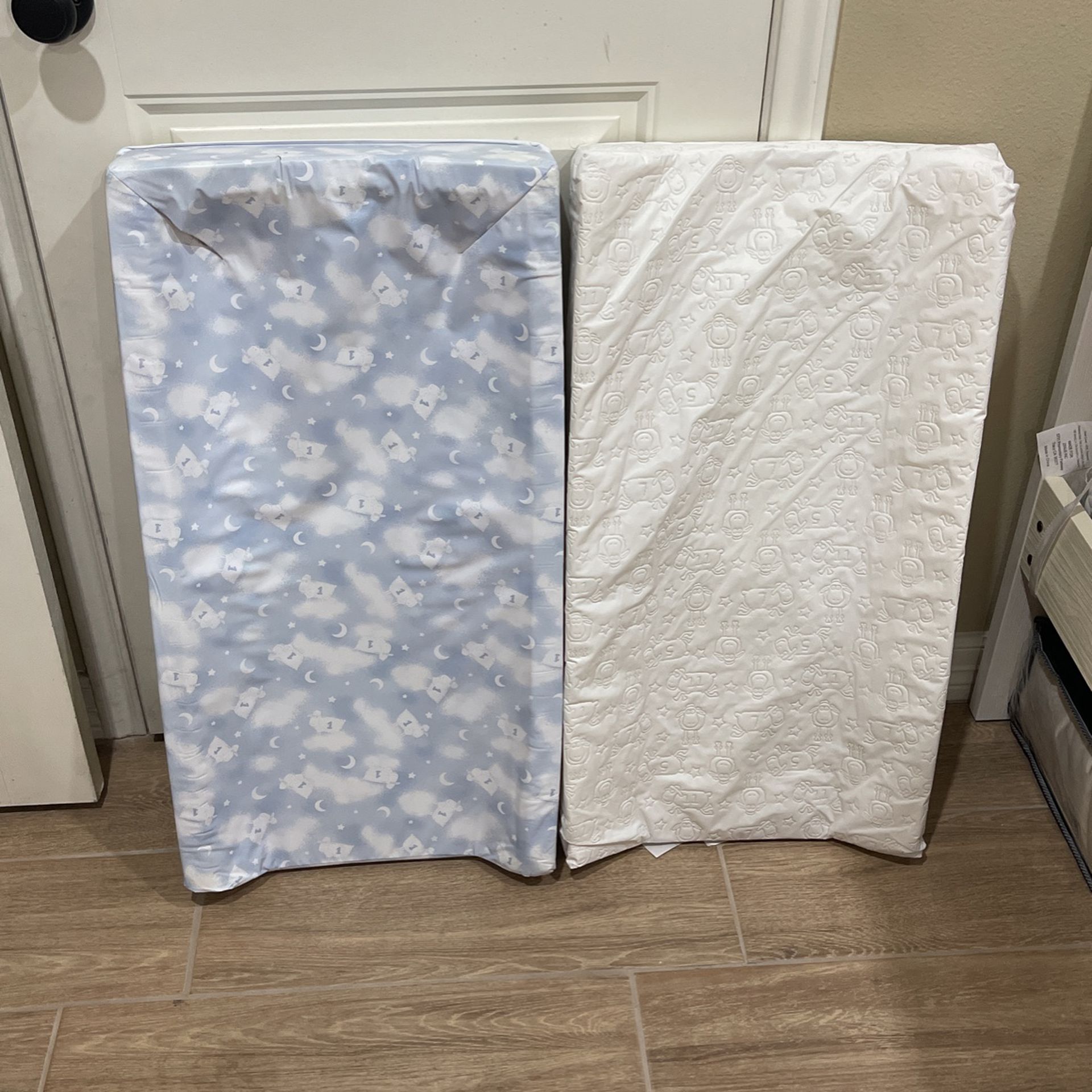 2 Baby Changing Pad