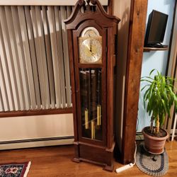🕰️ Grandfather Clock — Walnut Finish, Moon Phase Dial, Brass Weights — Pickup Only — Tinton Falls, NJ