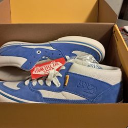 Dime/vans Half Cab