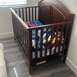 Baby Crib 