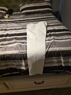 White Capri pant