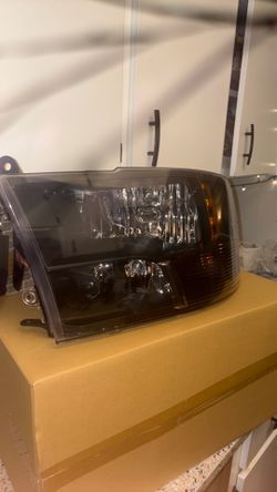 2009-2018 Ram 1500 Headlights NEW IN A BOX
